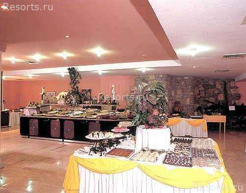 Azka Hotel 20